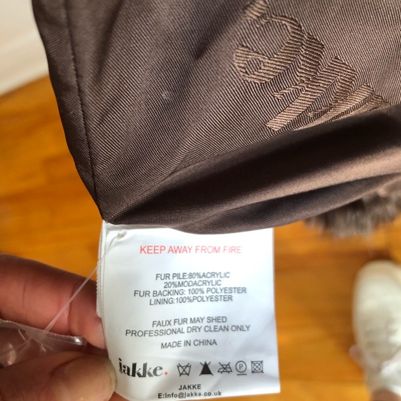 Brown faux fur long jacket - Picture 3 of 4